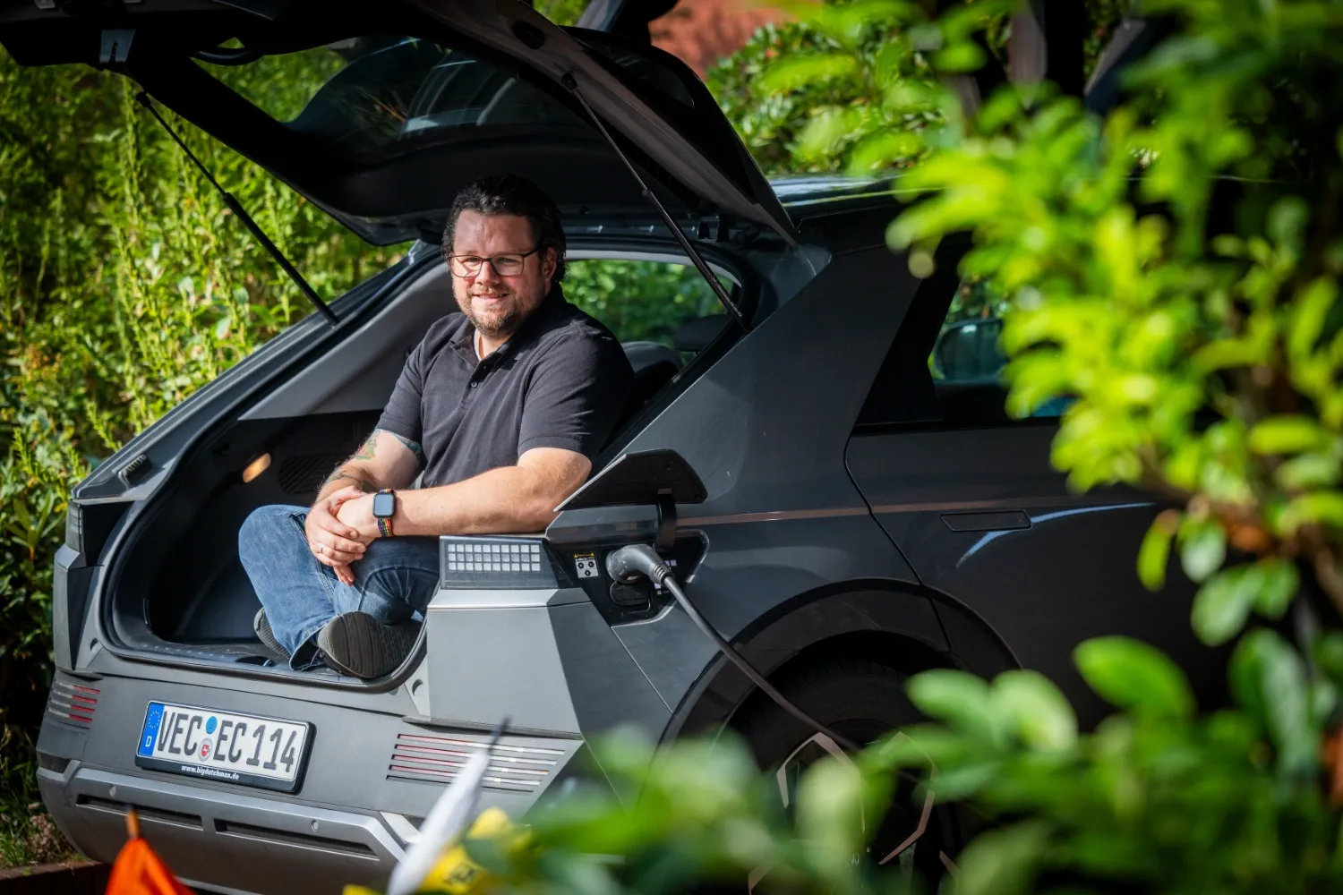 Bastian im Hyundai IONIQ 5