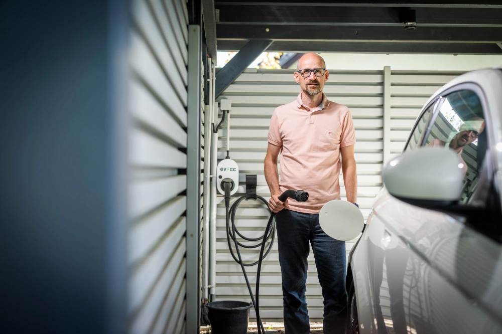 Connecting an electric car to the go-e charger