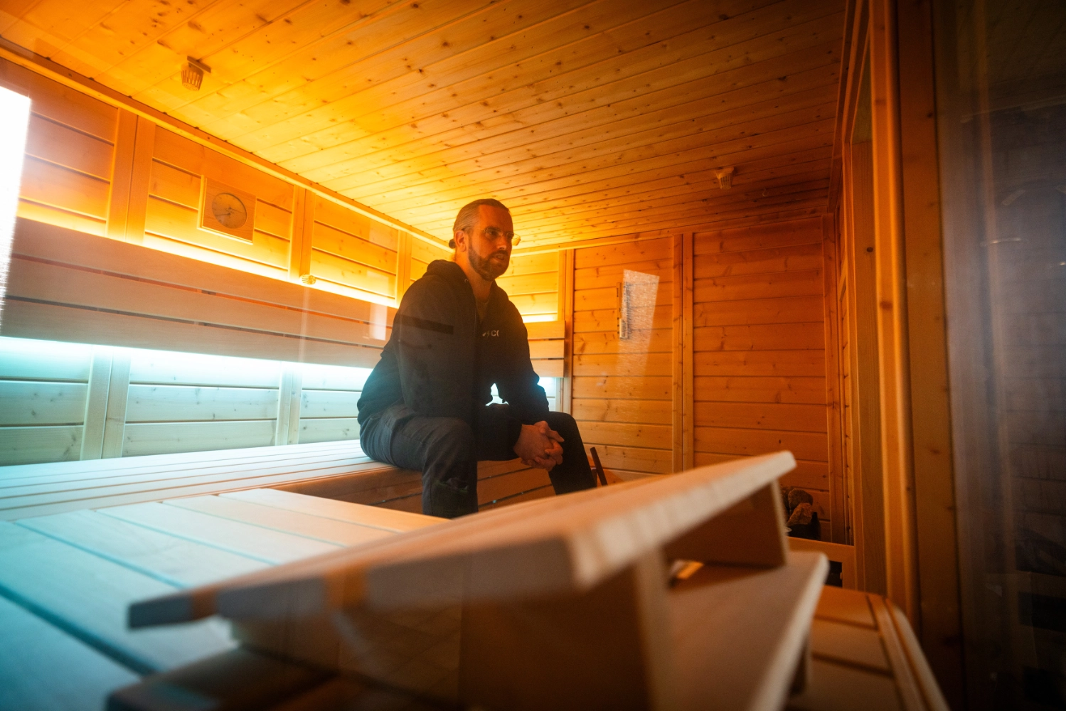Tobias in sauna